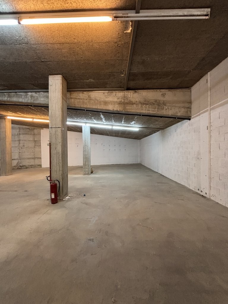 620m² commercial, Foto 5 von 10