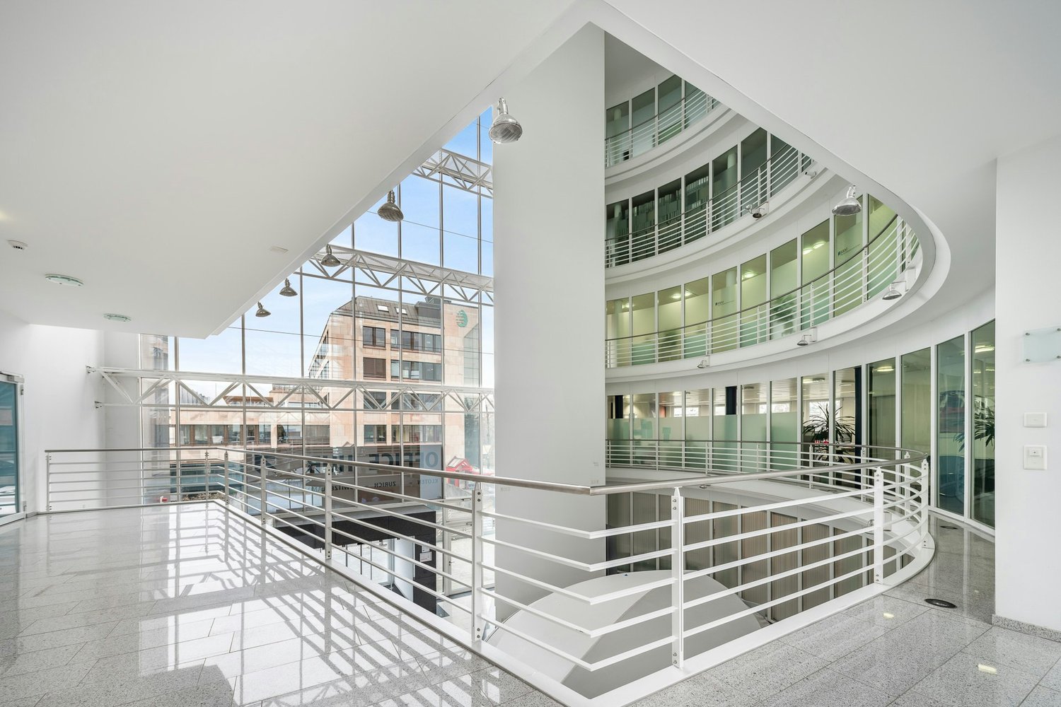 3700m² office, Foto 4 von 10