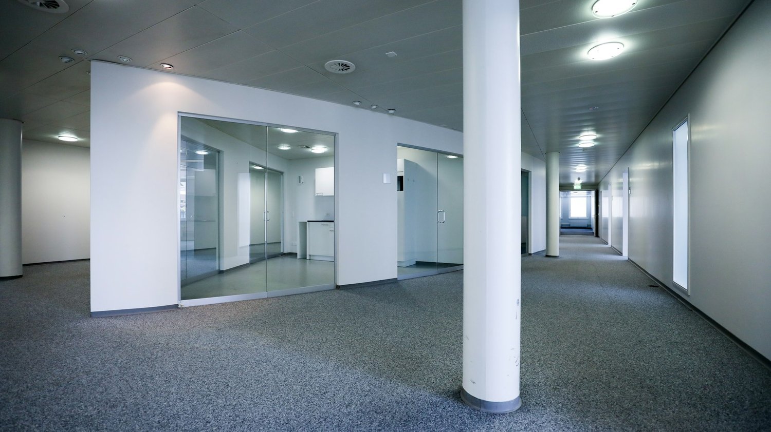 3700m² office, Foto 6 von 10