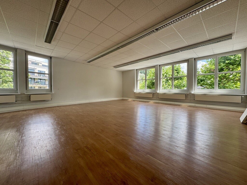 Commercial, Foto 5 von 5