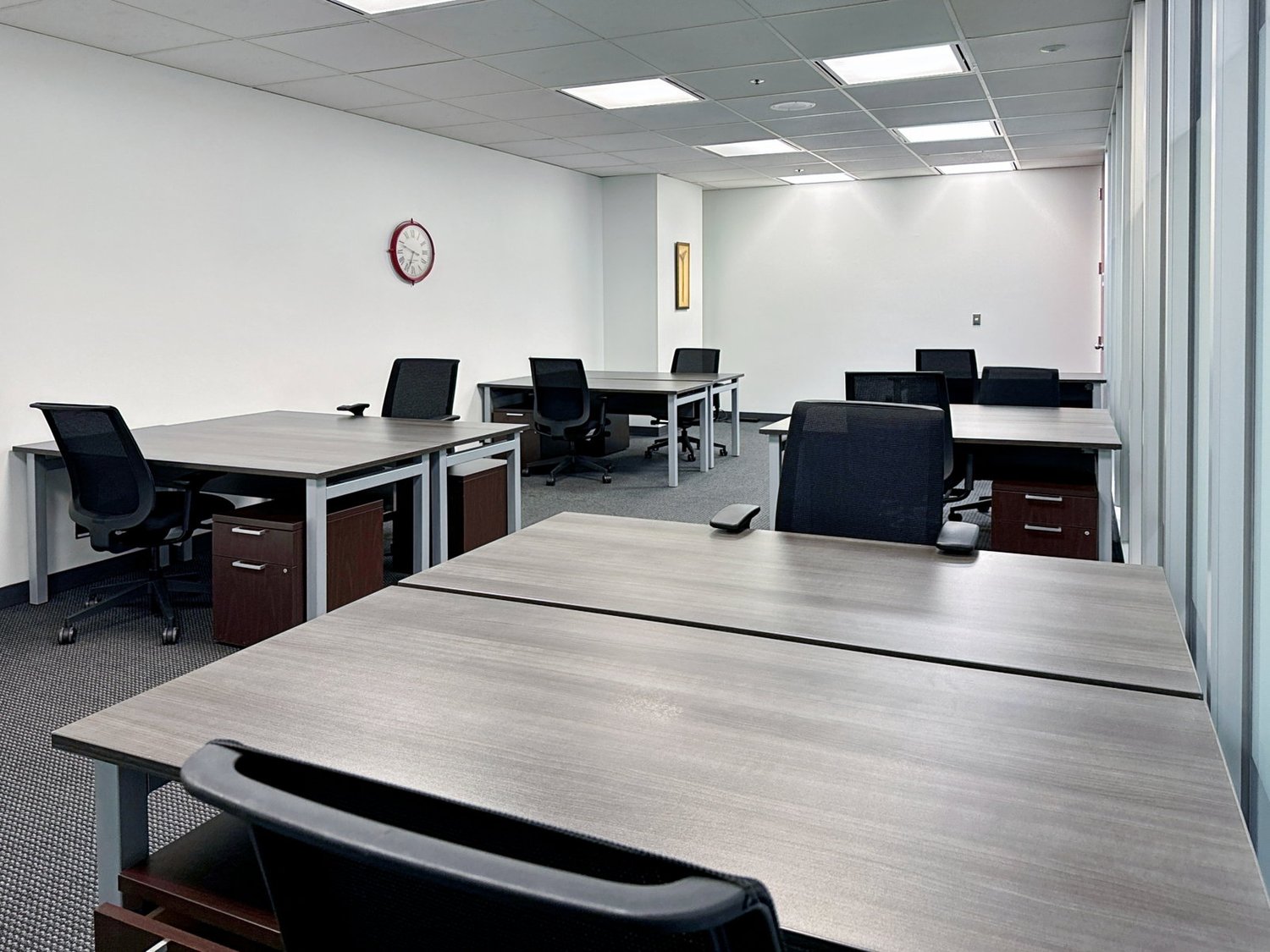 300m² office