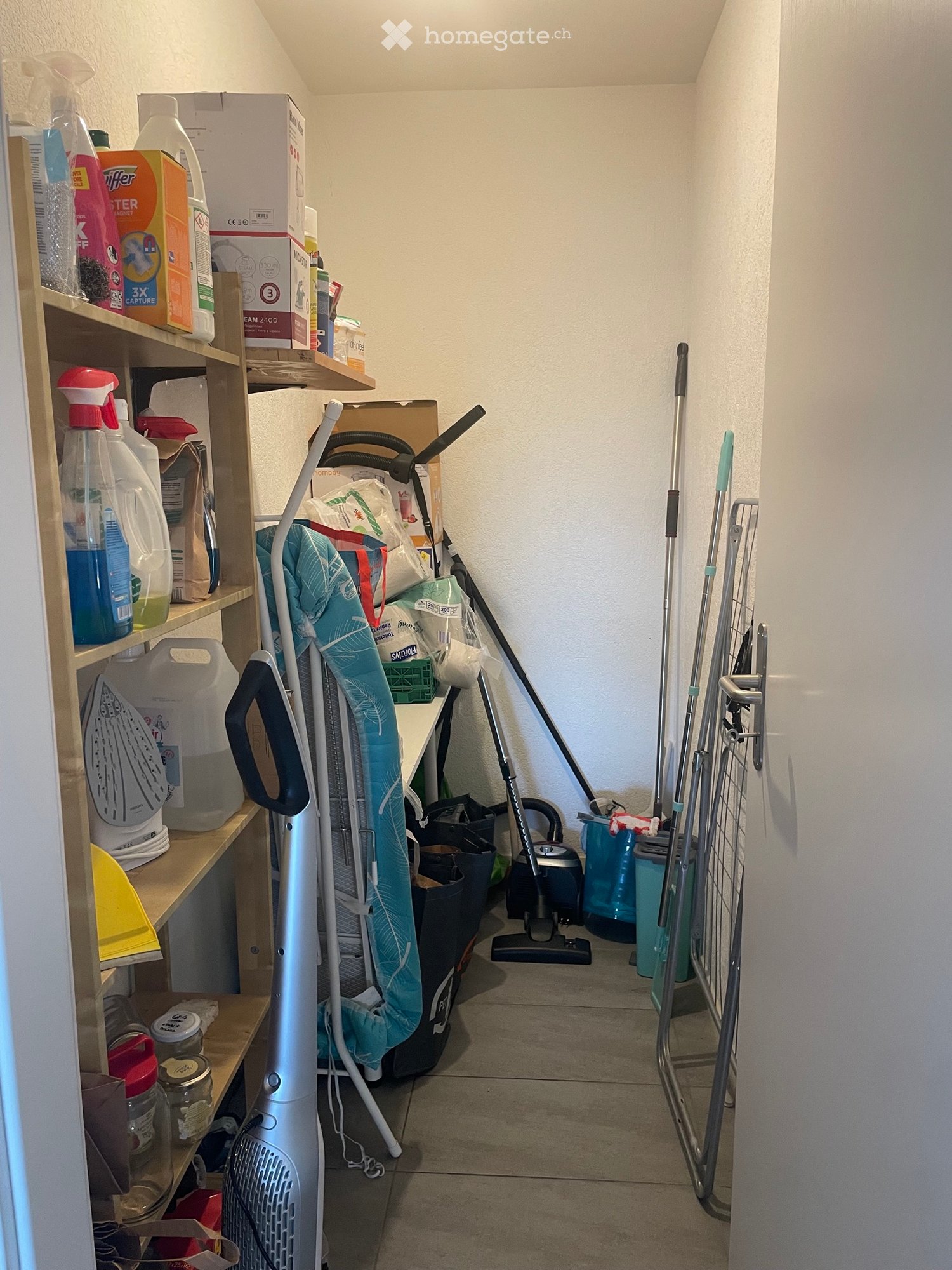 1 room single room, Foto 3 von 5