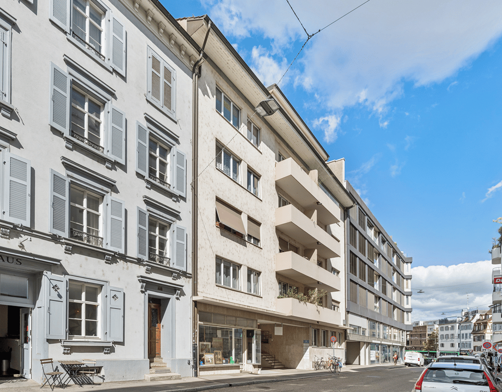 172m² office