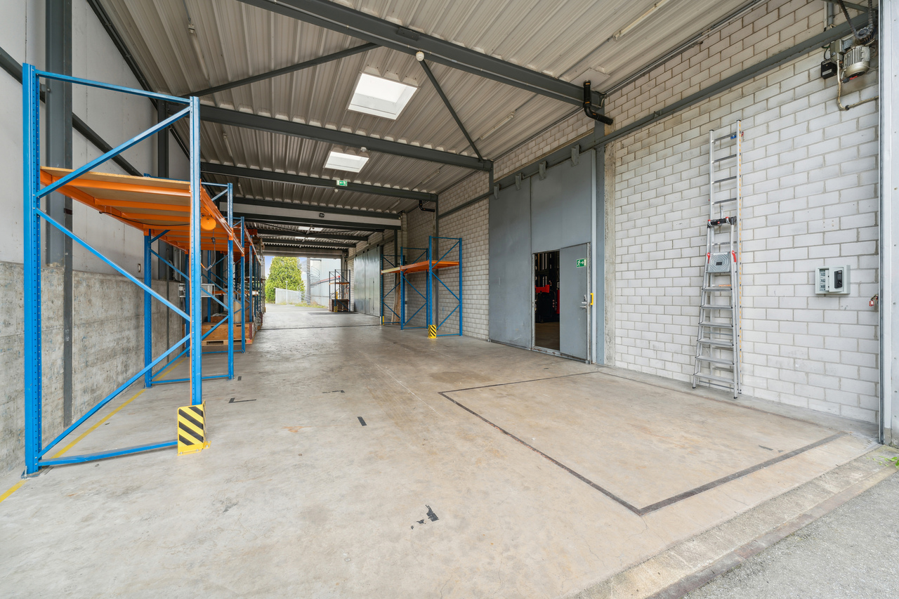 8400m² industrial object, Foto 7 von 10