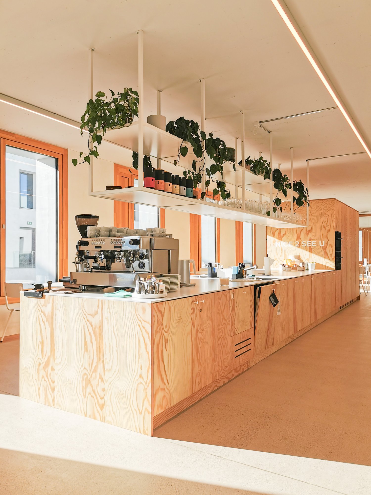 234m² office