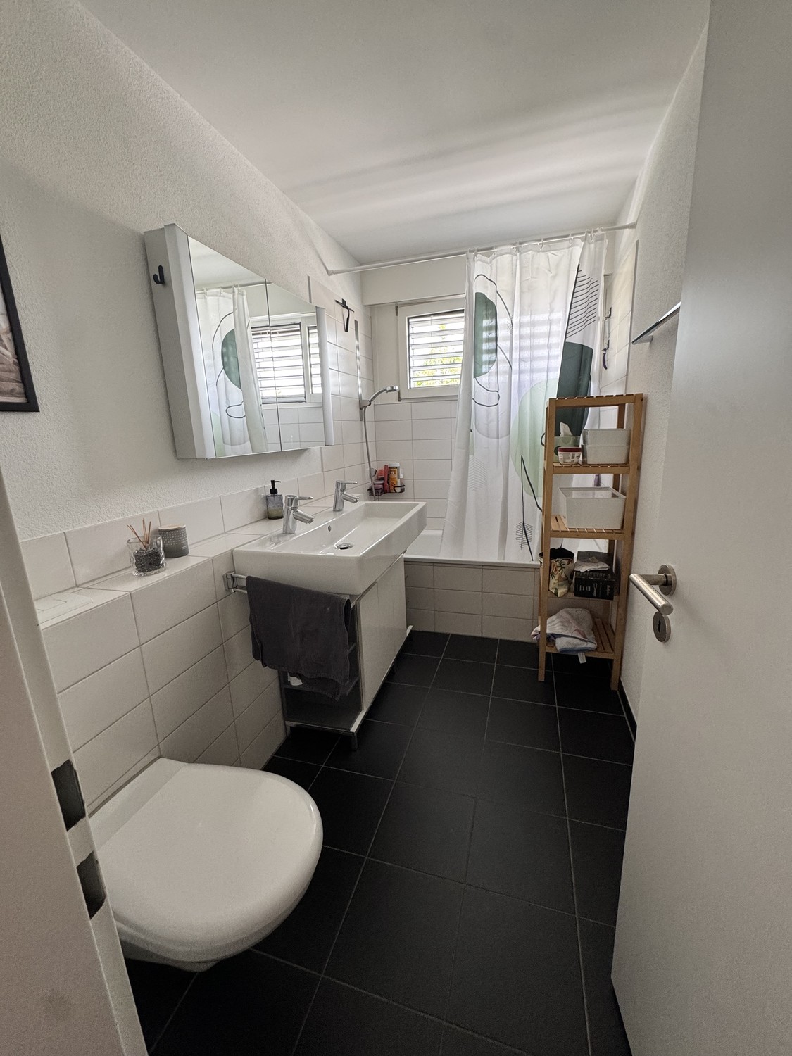 Chambre dans un appartement partagé