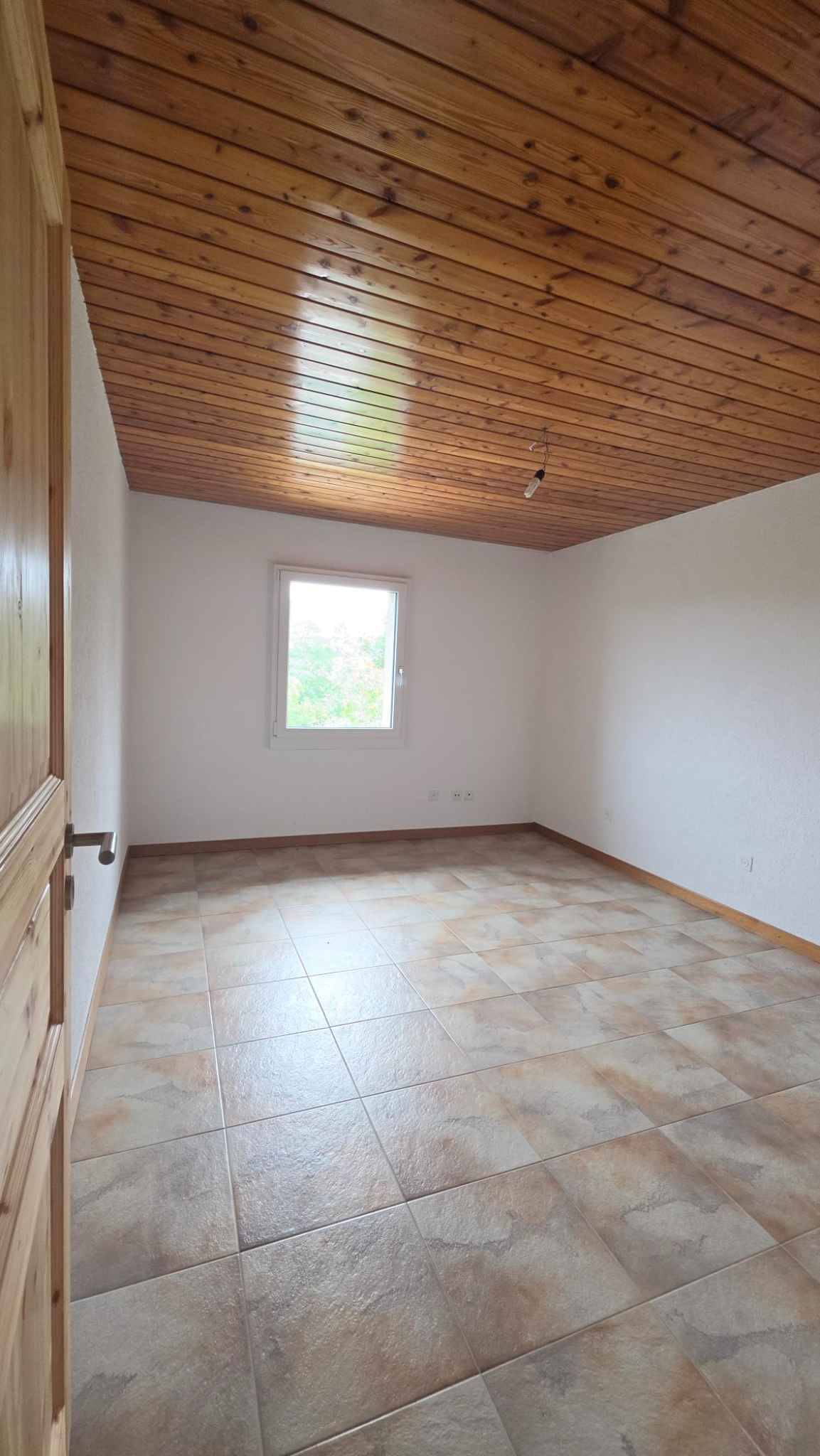 5-Zimmer-Wohnung