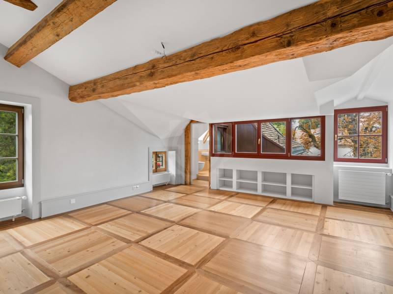 9 rooms single house