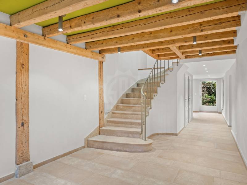 9 rooms single house