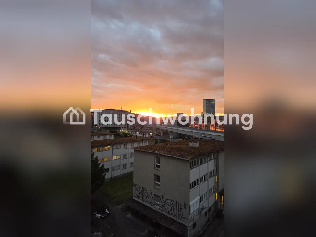 Appartement de 3 pièces
Je propose mon appartement de 3 pièces confortable dans le quartier animé du Kreis 4. Il fait environ 65 m² et le loyer est de 1700 CHF. Je me réjouis d'un échange ! N'hésite pas à me contacter pour plus de détails sous., photo 1 sur 8