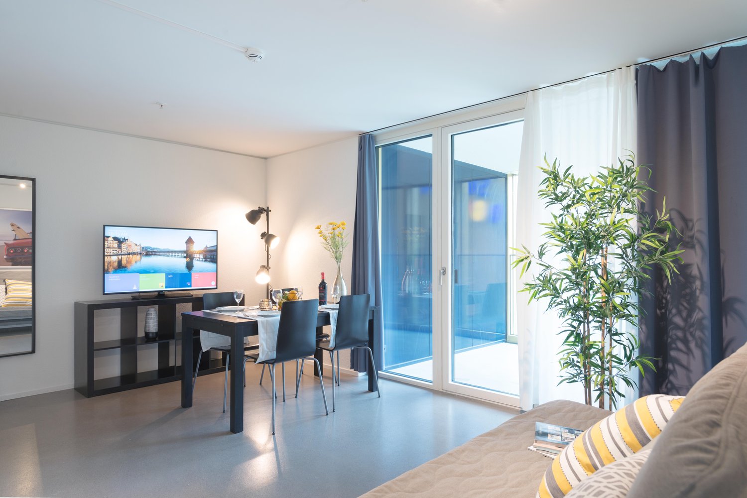2 Zimmer möblierte Wohnung