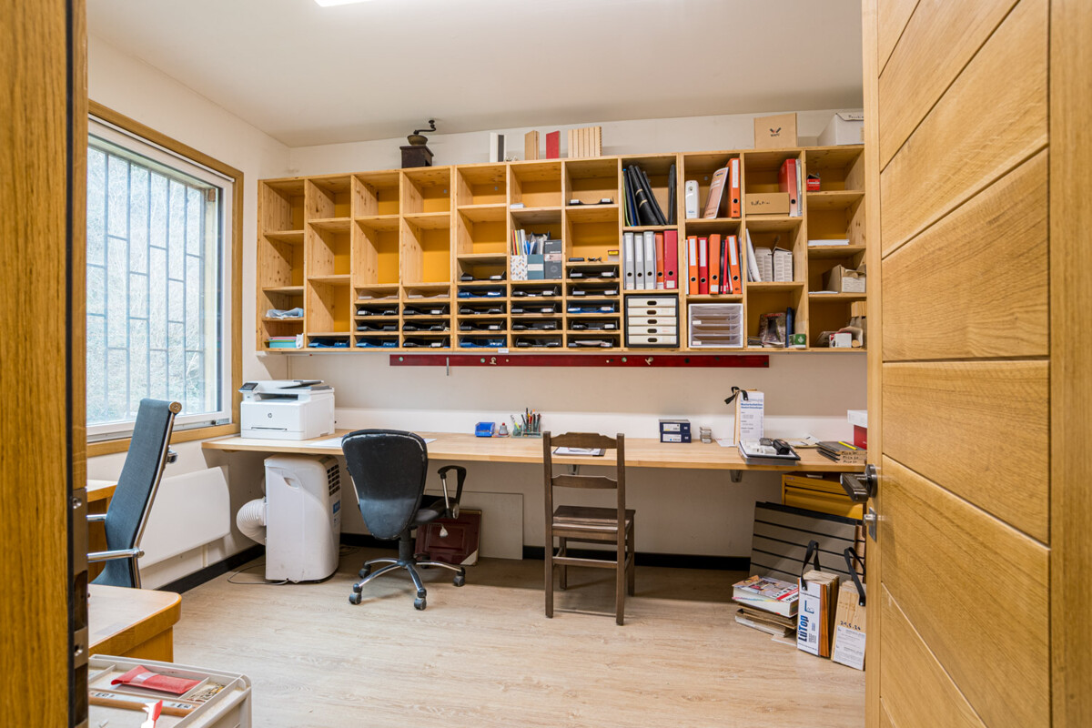 385m² storage room, photo 8 of 10