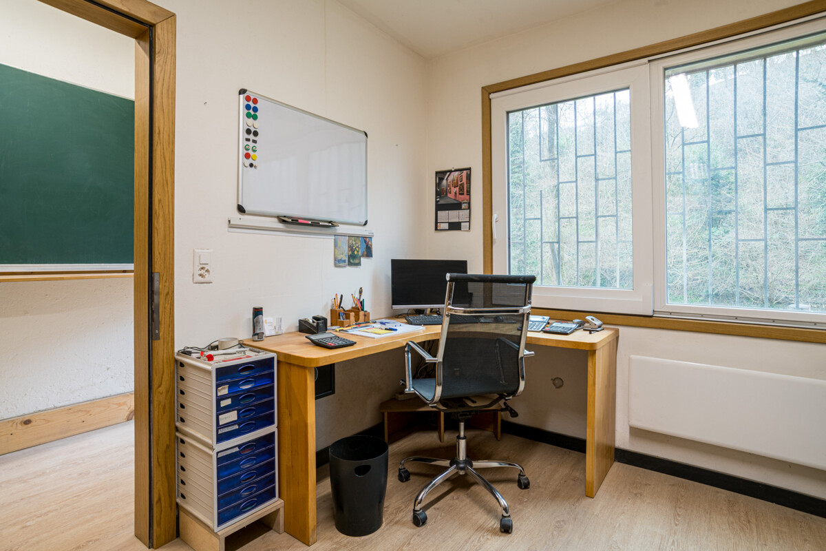 385m² storage room, photo 9 of 10