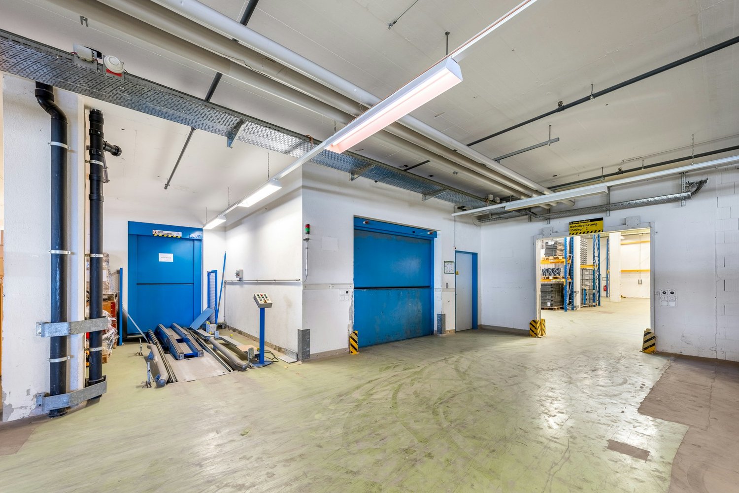 2500m² commerciale