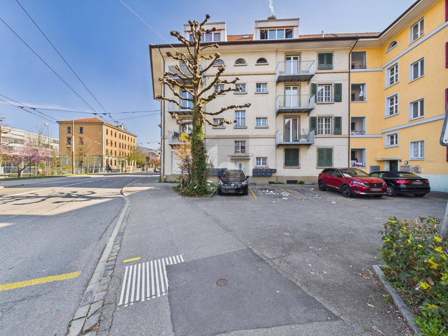 maison de rapport de 33 pièces
