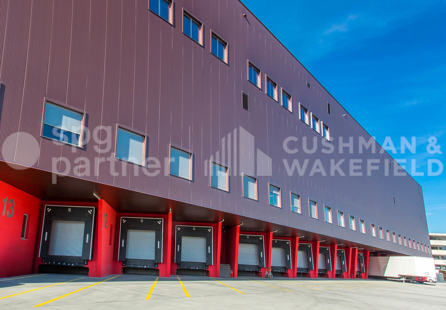 600m² storage room, Foto 2 von 10