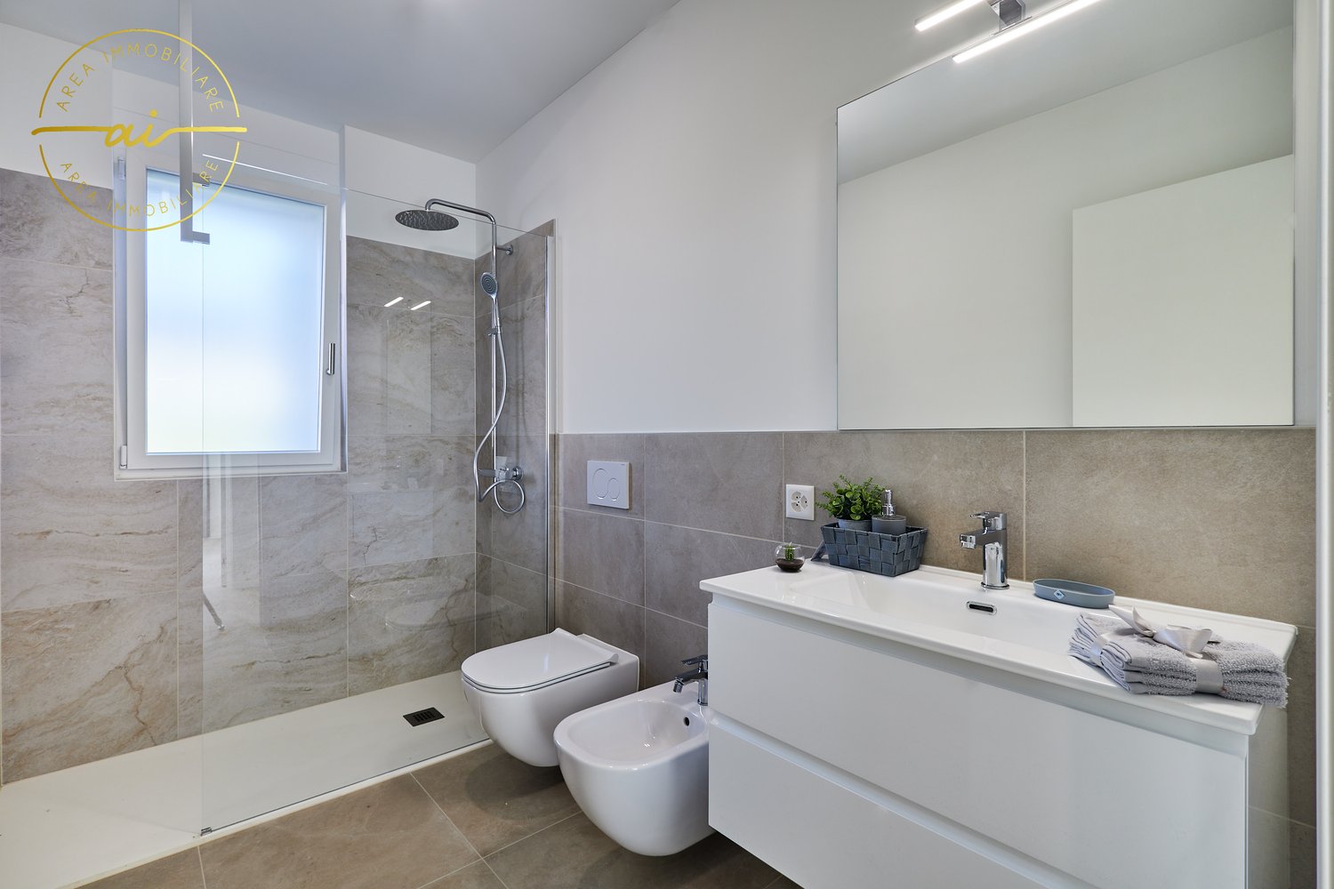 4 ½ Zimmer Dachwohnung, Foto 8 von 10