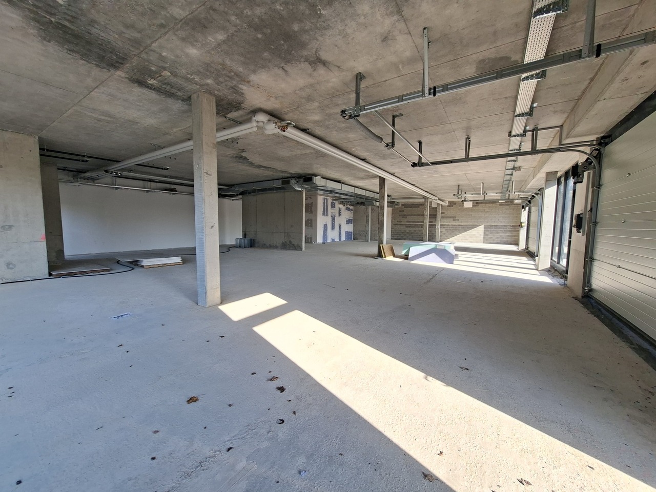 451m² commerciale, foto 6 di 8