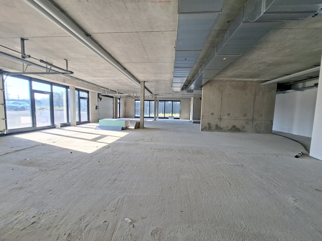 451m² commerciale, foto 8 di 8