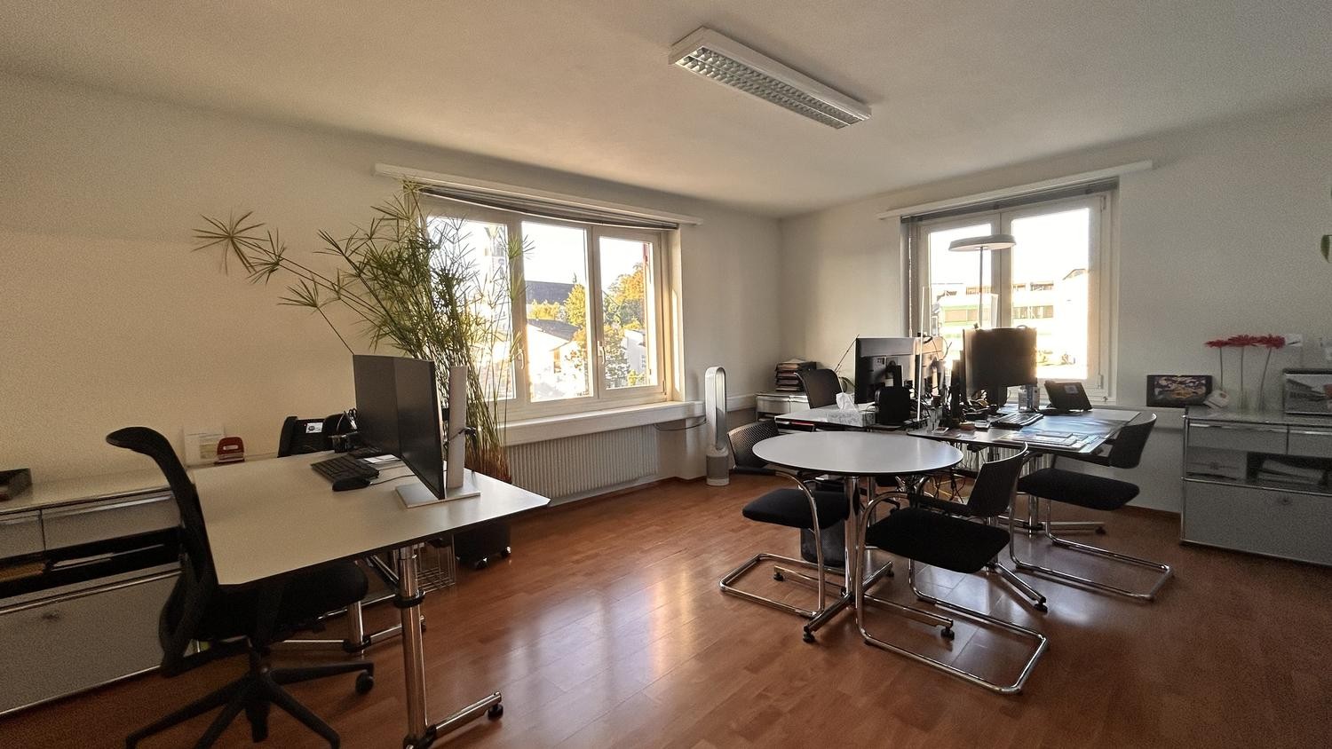119m² office