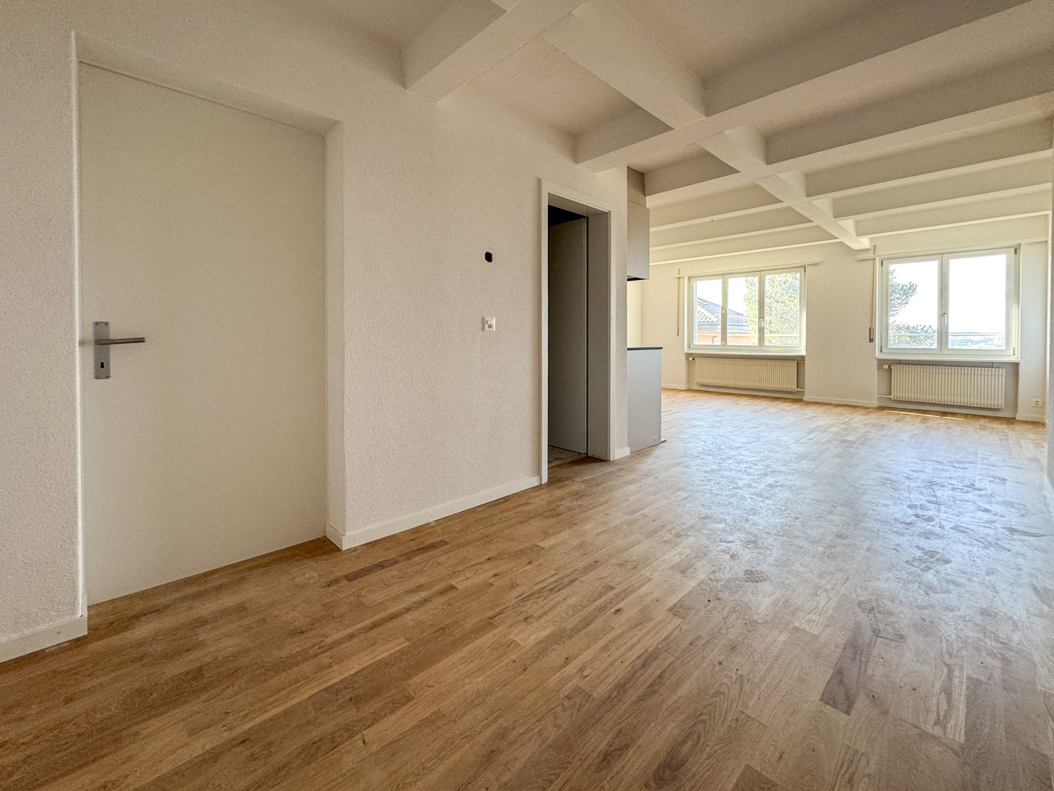 51m² commercial