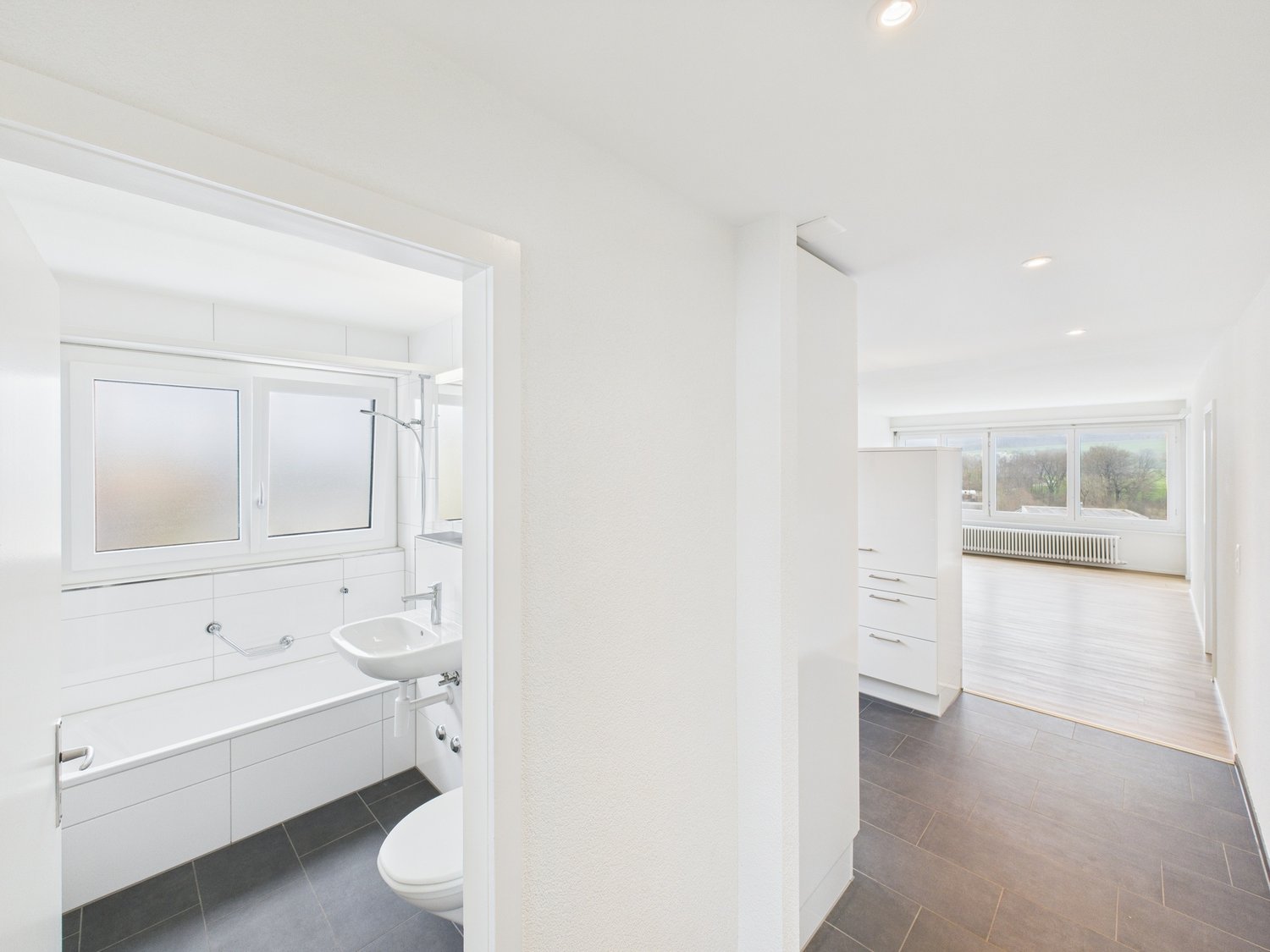 4 rooms apartment