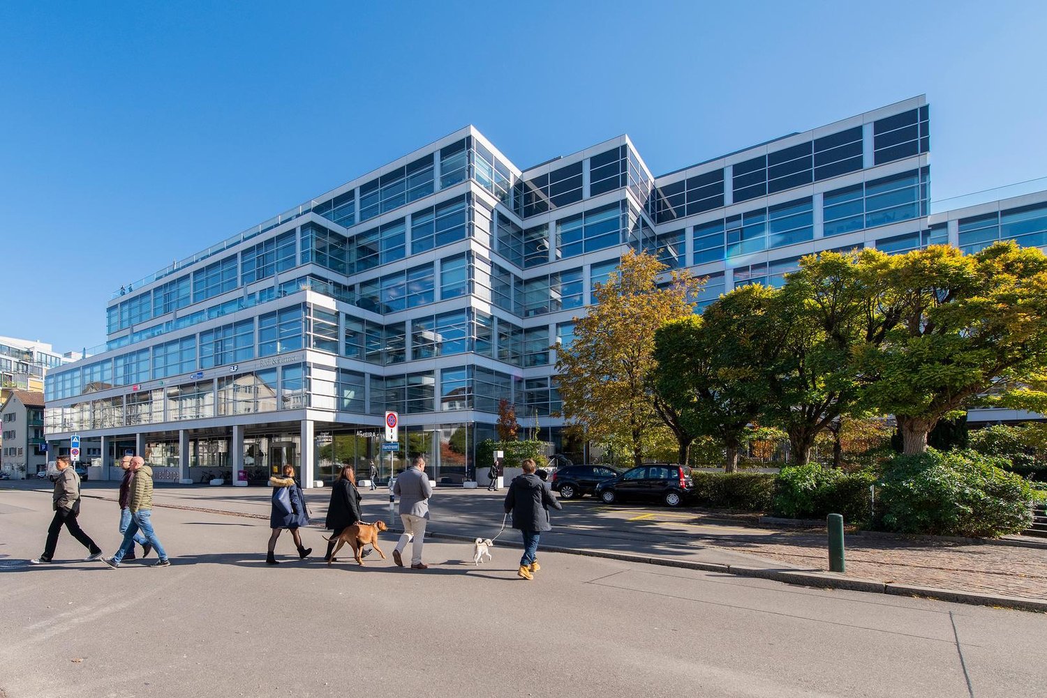 752m² office, photo 2 of 8