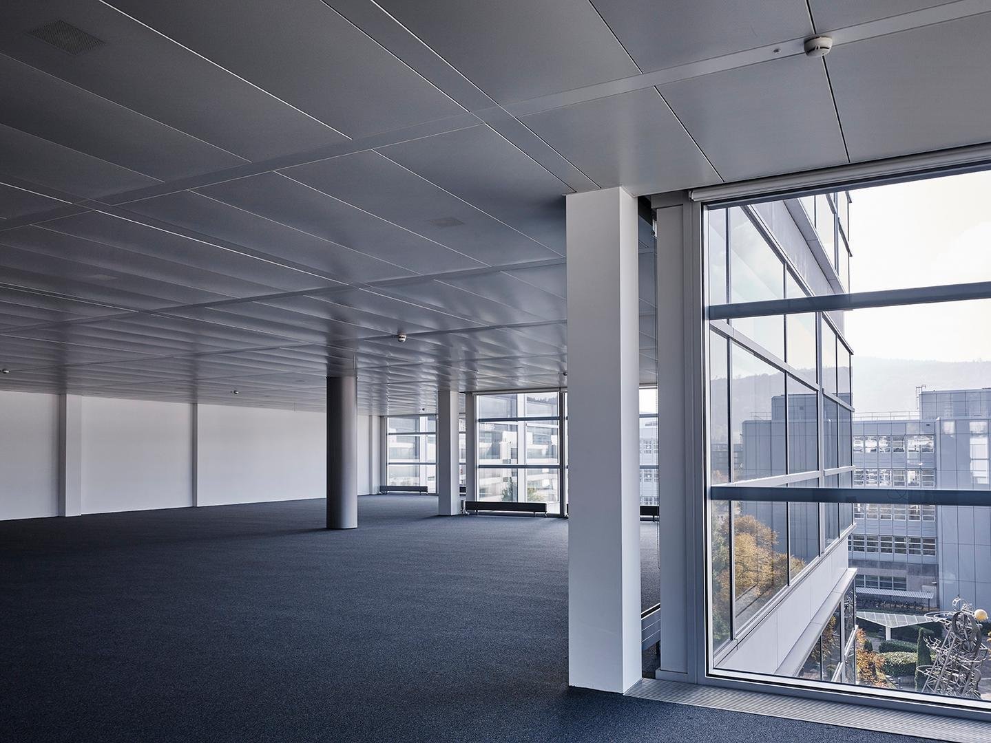 752m² office, photo 4 of 8