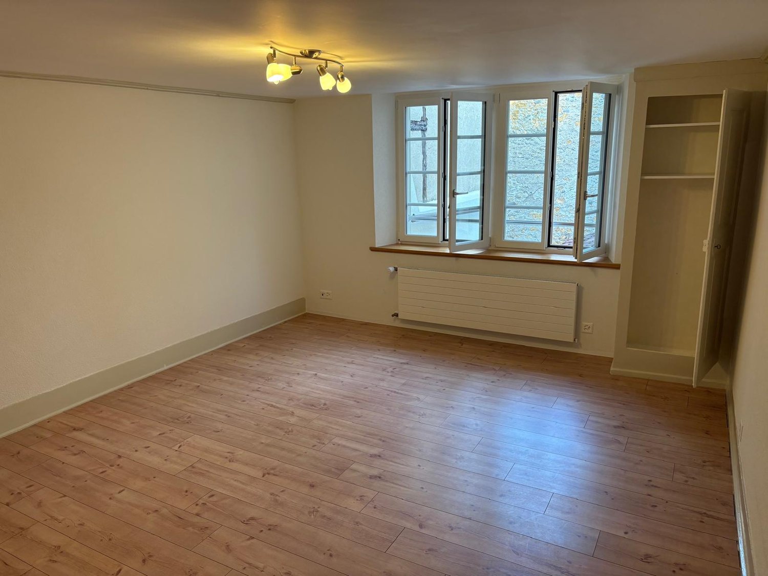 Zimmer in einer Wohngemeinschaft, Foto 2 von 5