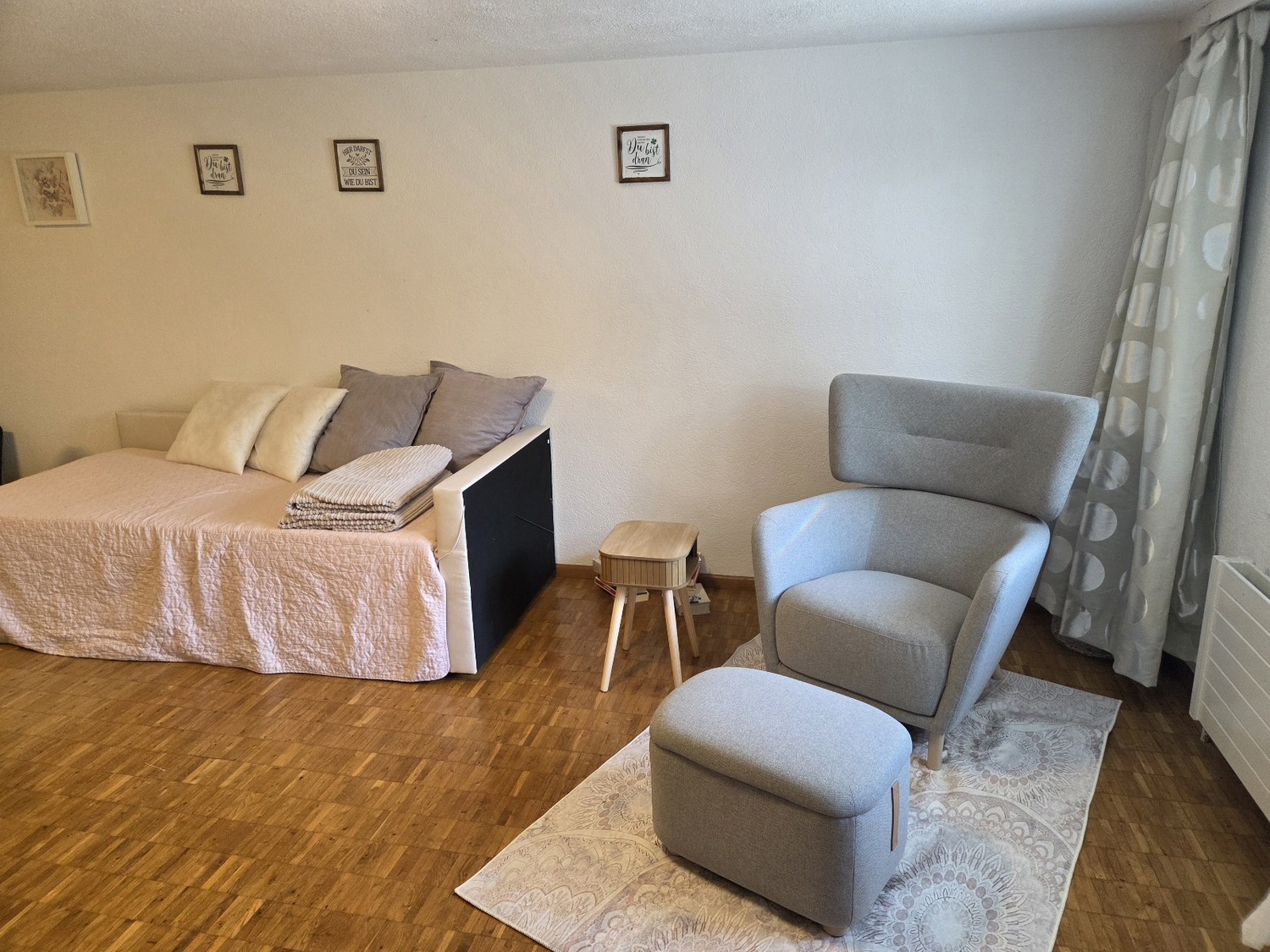 1 room apartment, Foto 1 von 5