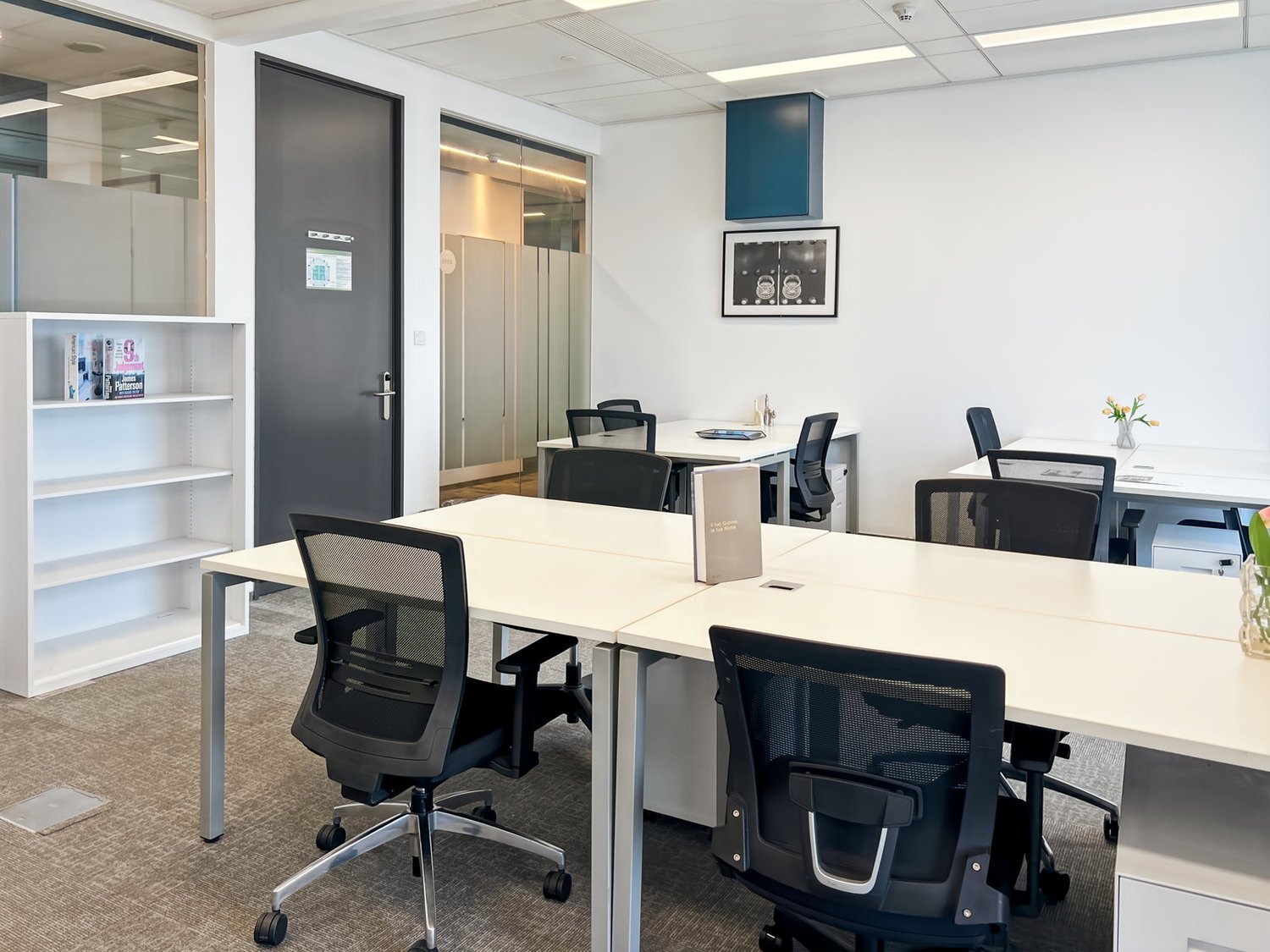 Office, Foto 2 von 8
