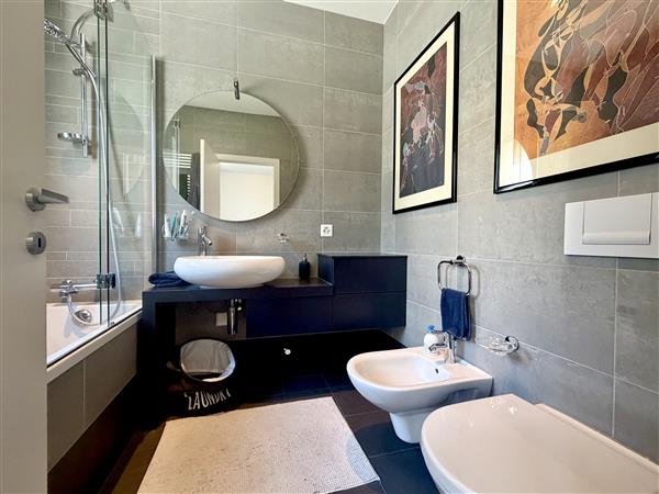 2 ½ rooms furnished flat