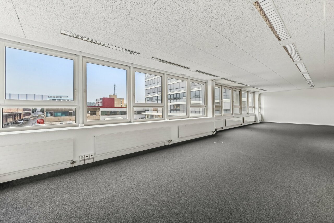 142m² bureau