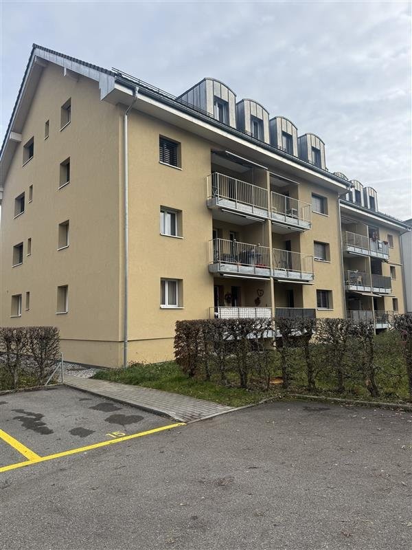 3-Zimmer-Wohnung, Foto 1 von 9