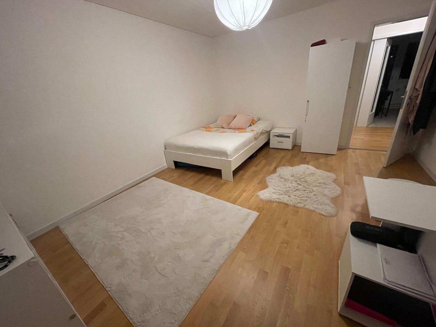 Room in a shared flat, Foto 1 von 5