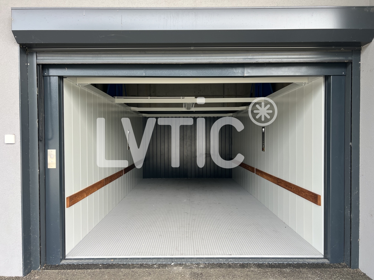 1182m² Industrieobjekt, Foto 10 von 10
