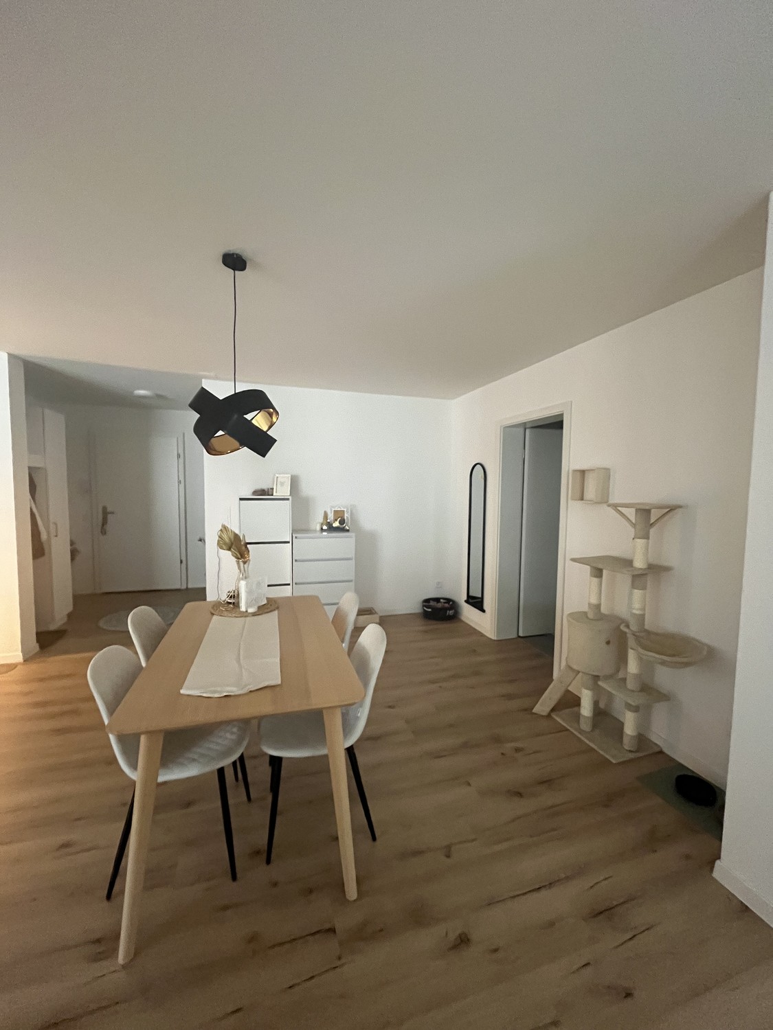 3 ½ rooms apartment, Foto 1 von 10