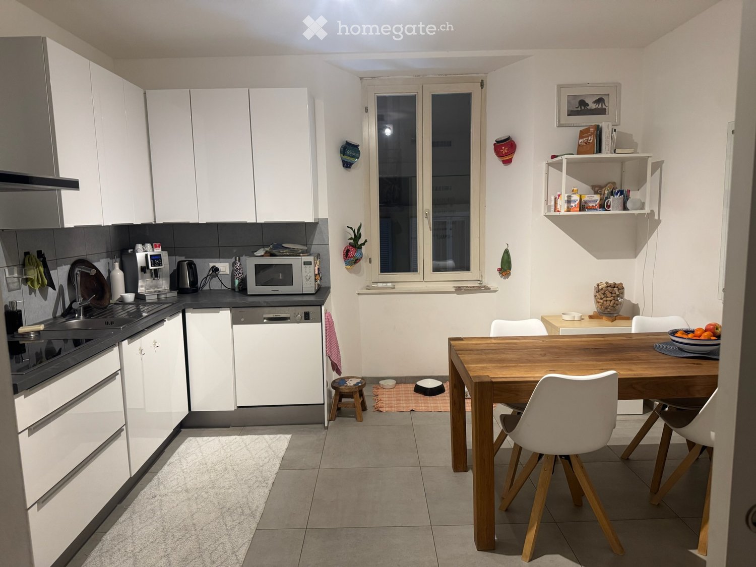 5 rooms apartment