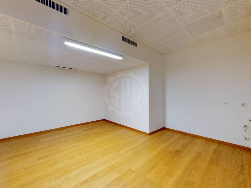 432m² Büro, Foto 4 von 10