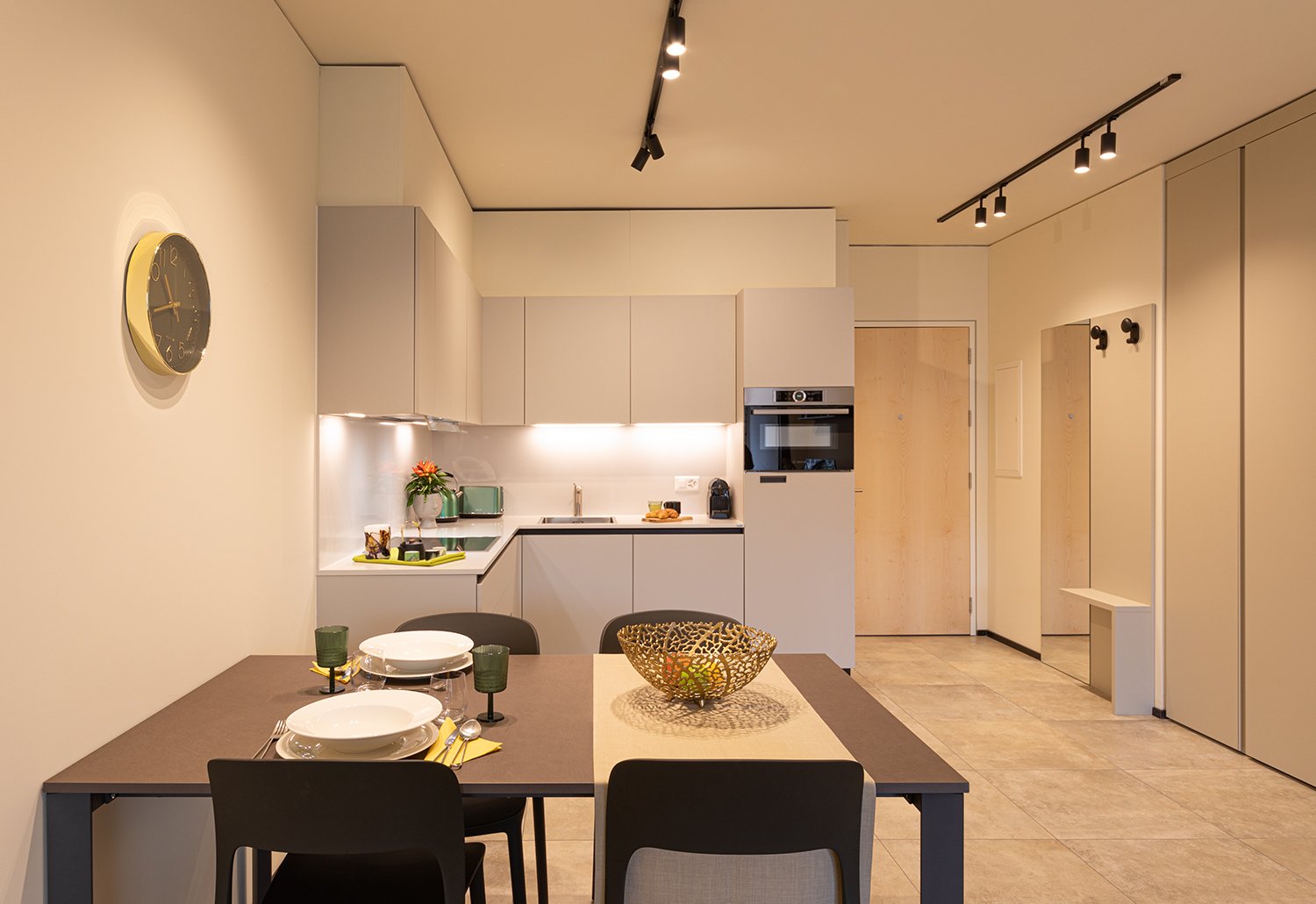 2 ½ rooms furnished flat