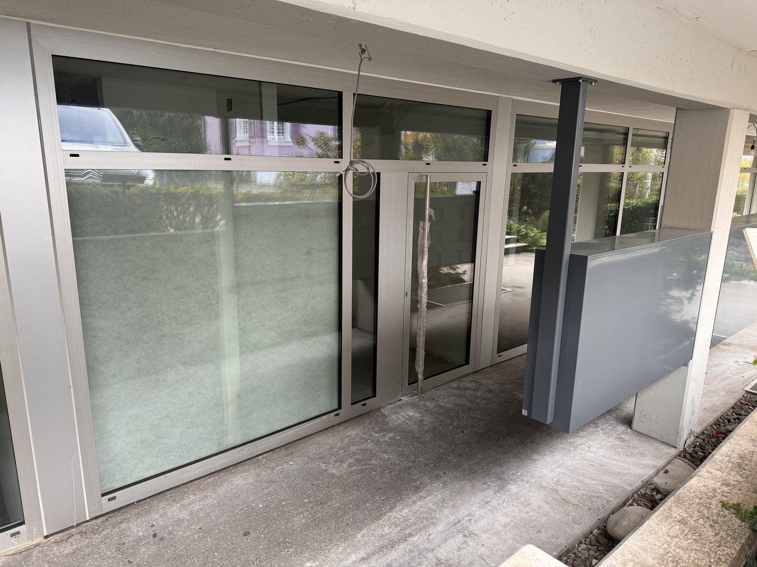 196m² commercial, photo 1 of 9