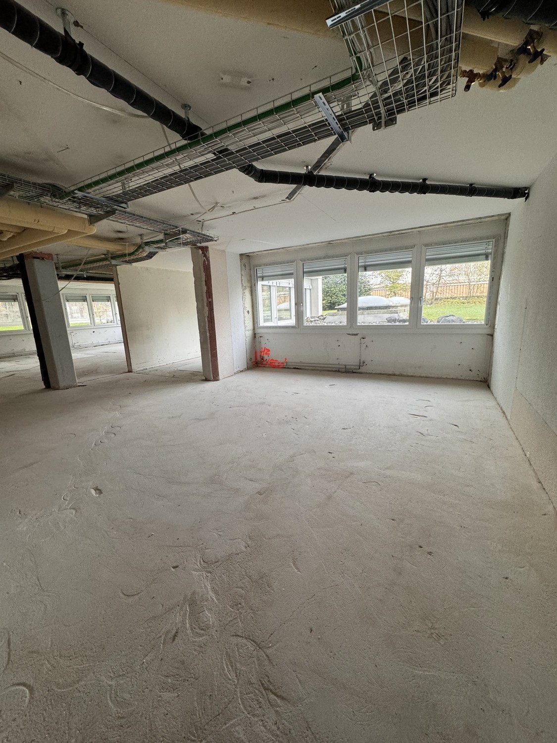 196m² commercial, photo 7 of 9