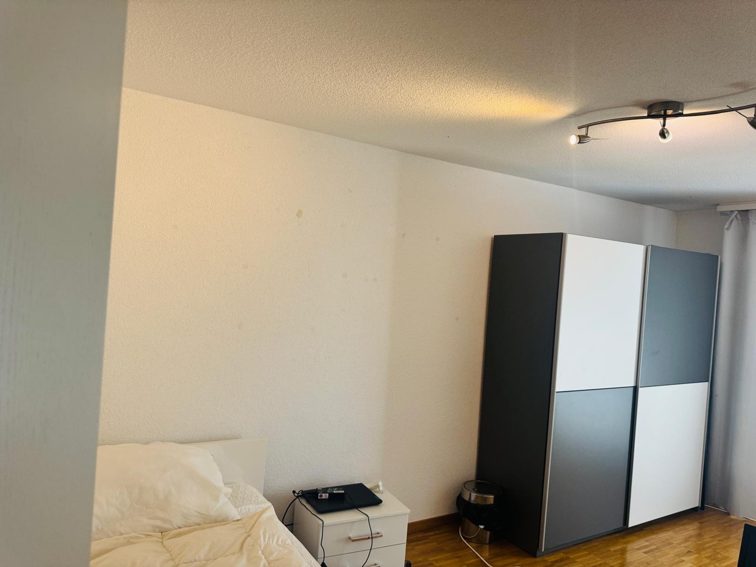 Room in a shared flat, Foto 1 von 5