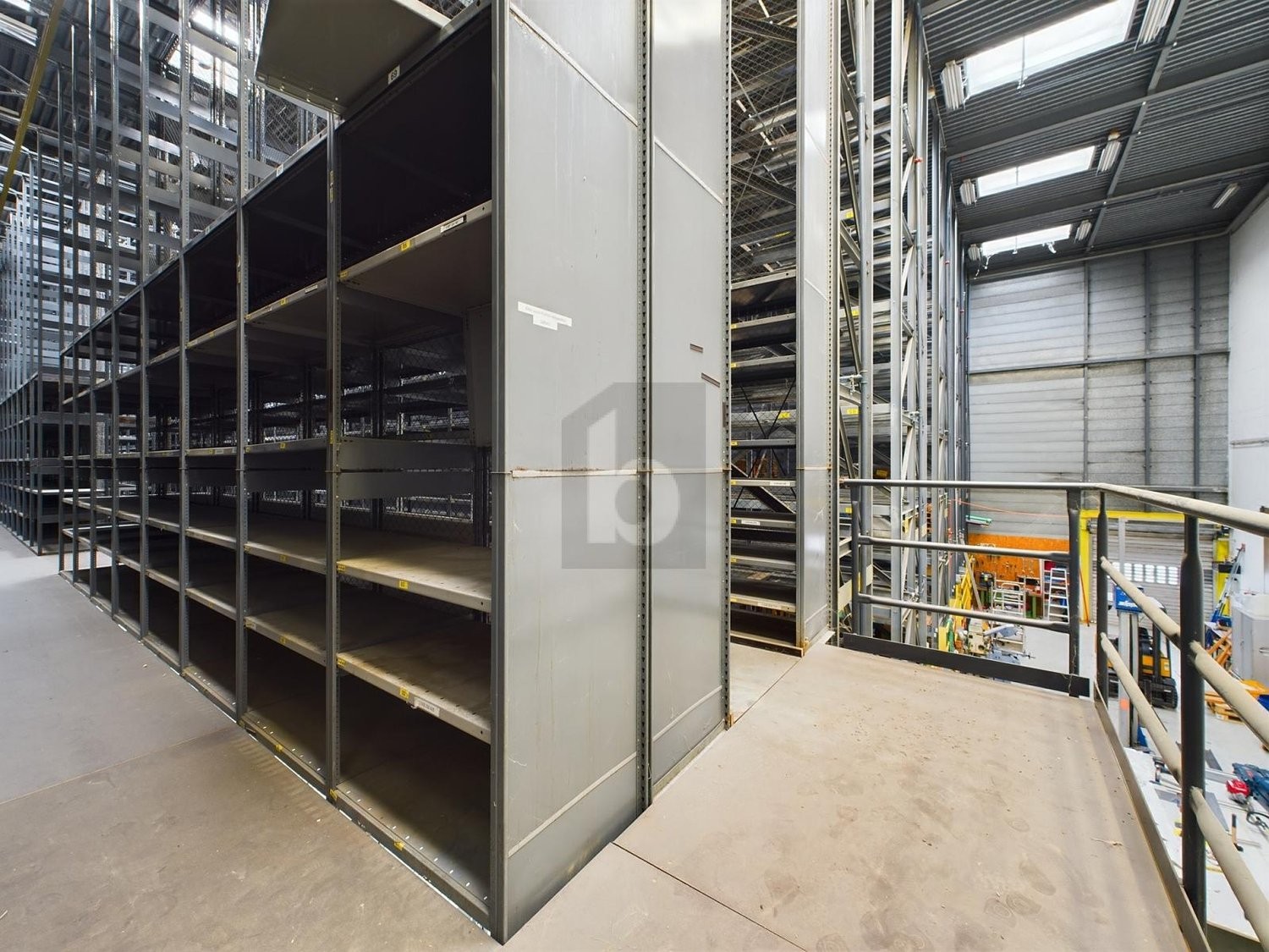950m² industrial object