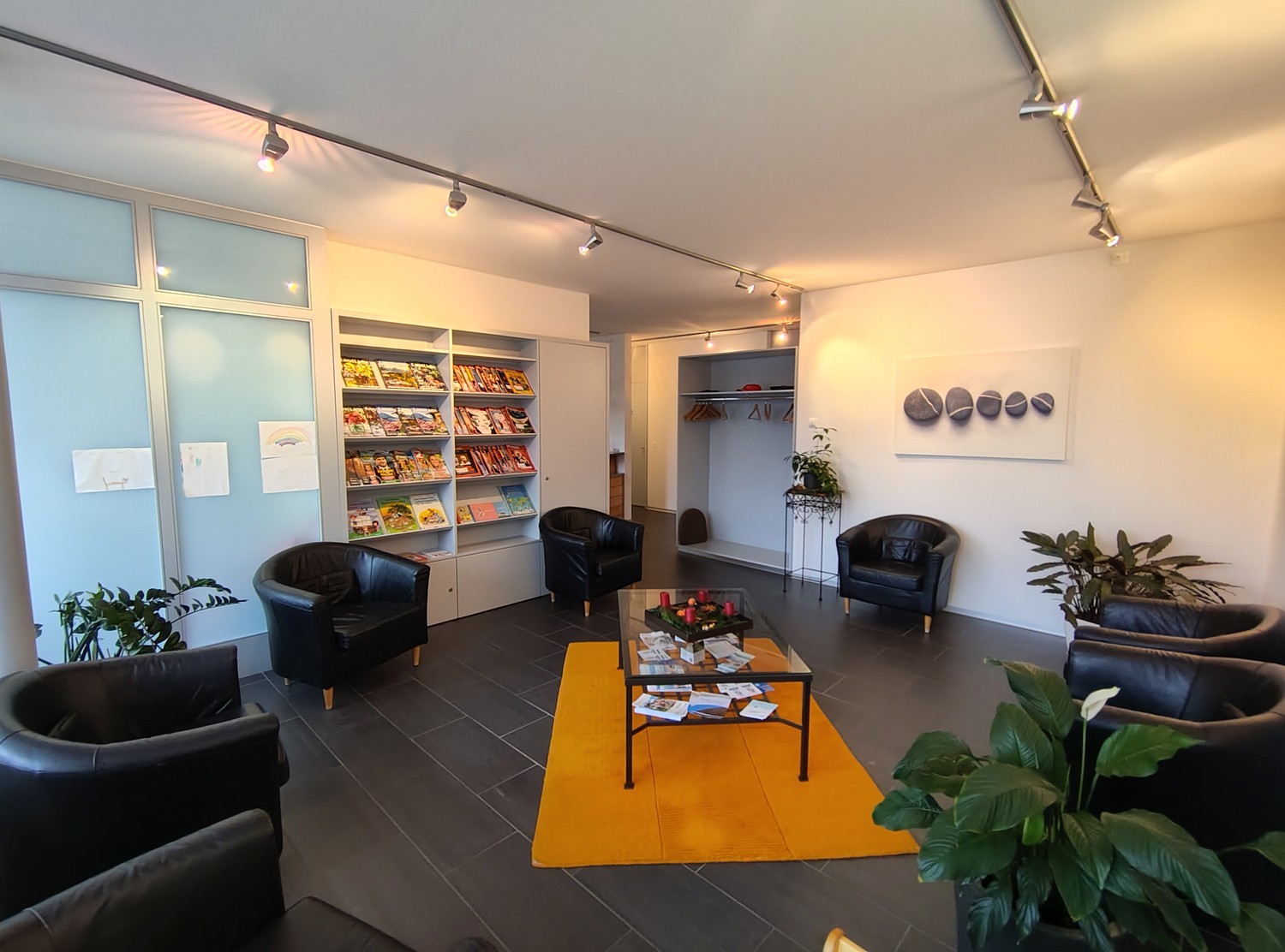148m² commercial, Foto 1 von 9