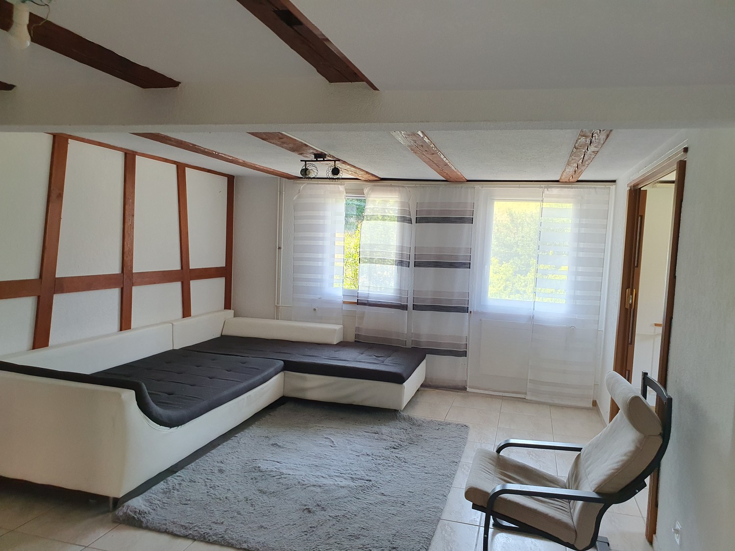 4 rooms apartment, photo 1 of 7