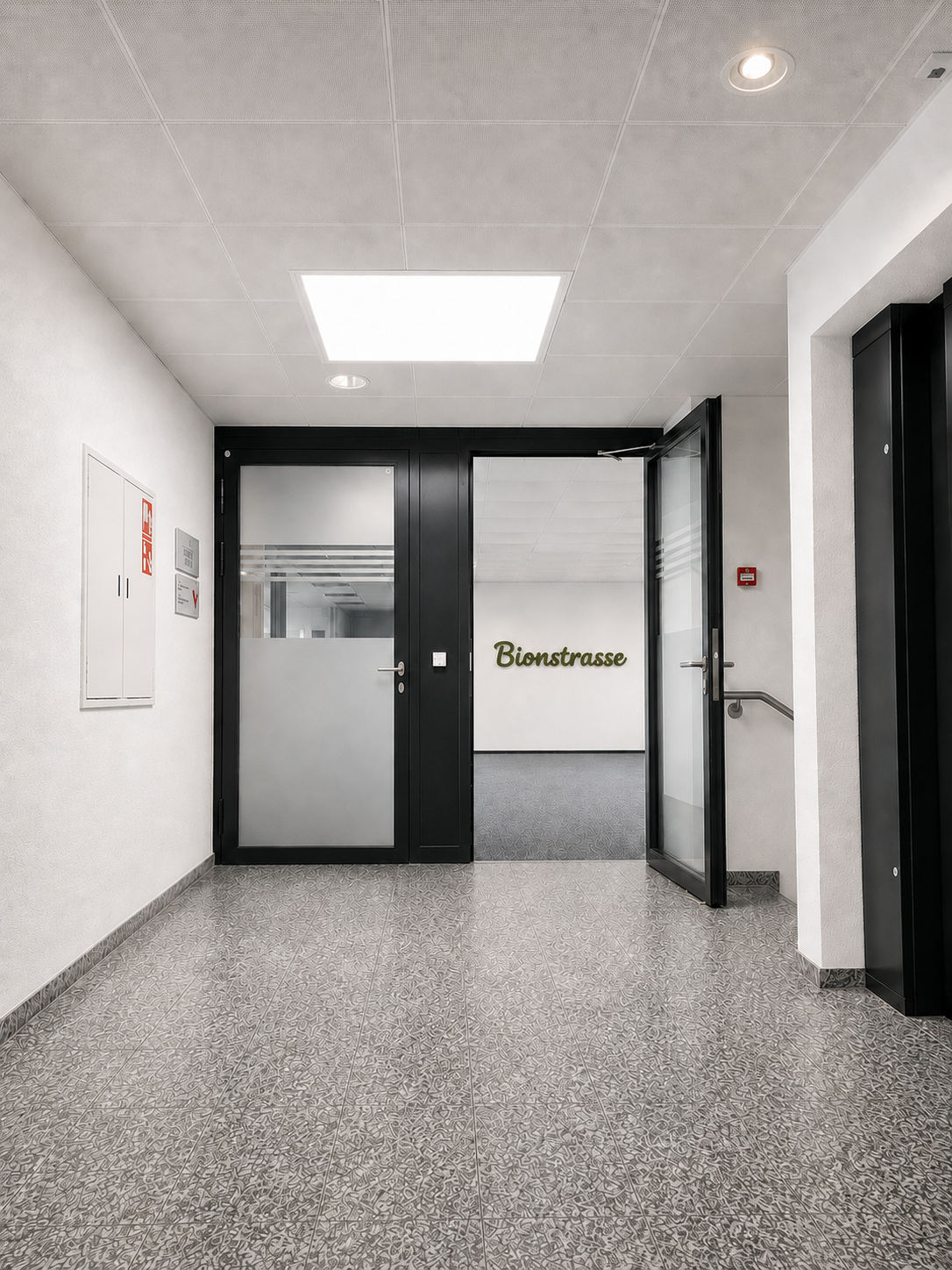 386m² office, Foto 1 von 9