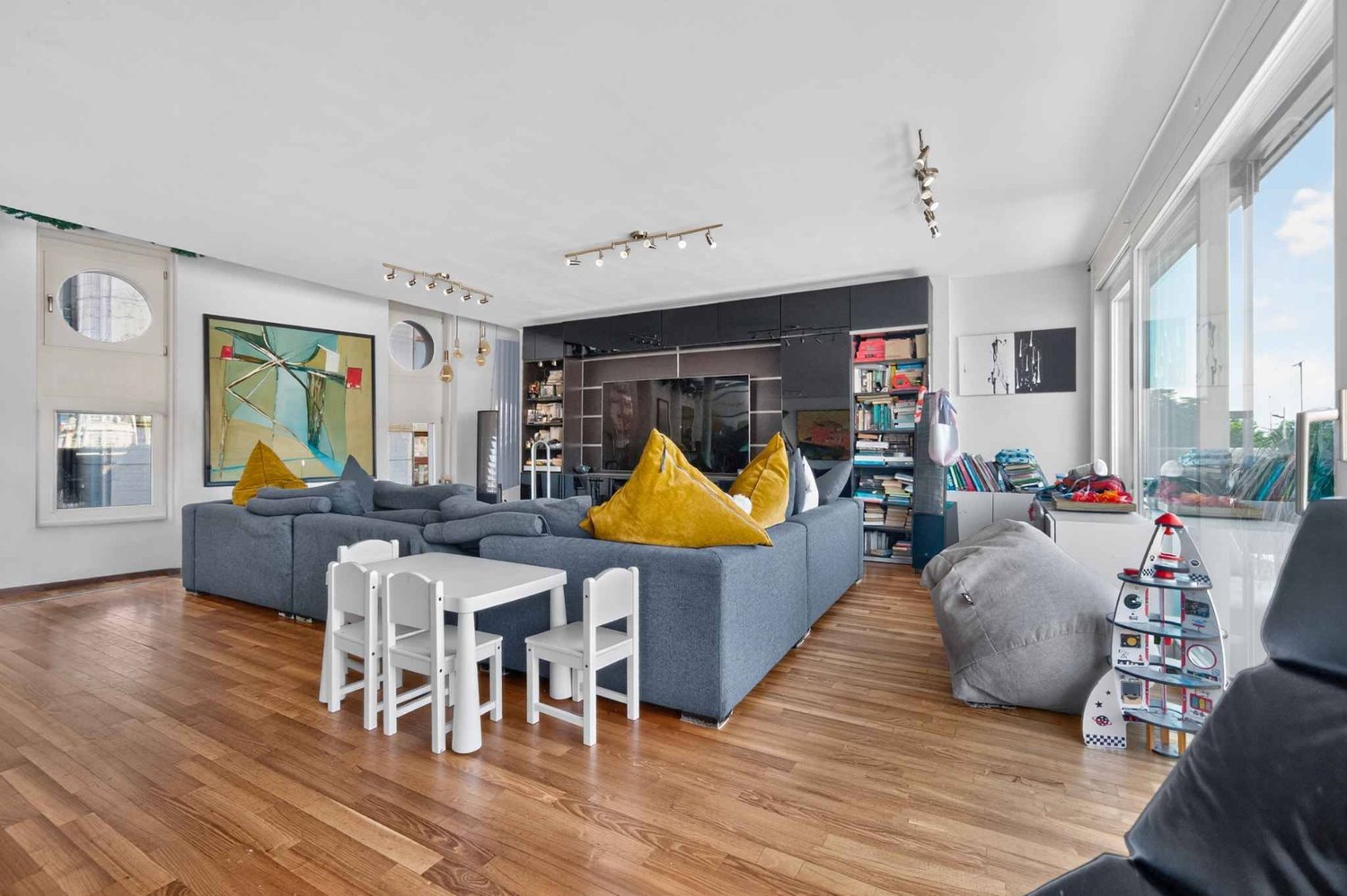 3 ½ Zimmer Dachwohnung, Foto 4 von 10