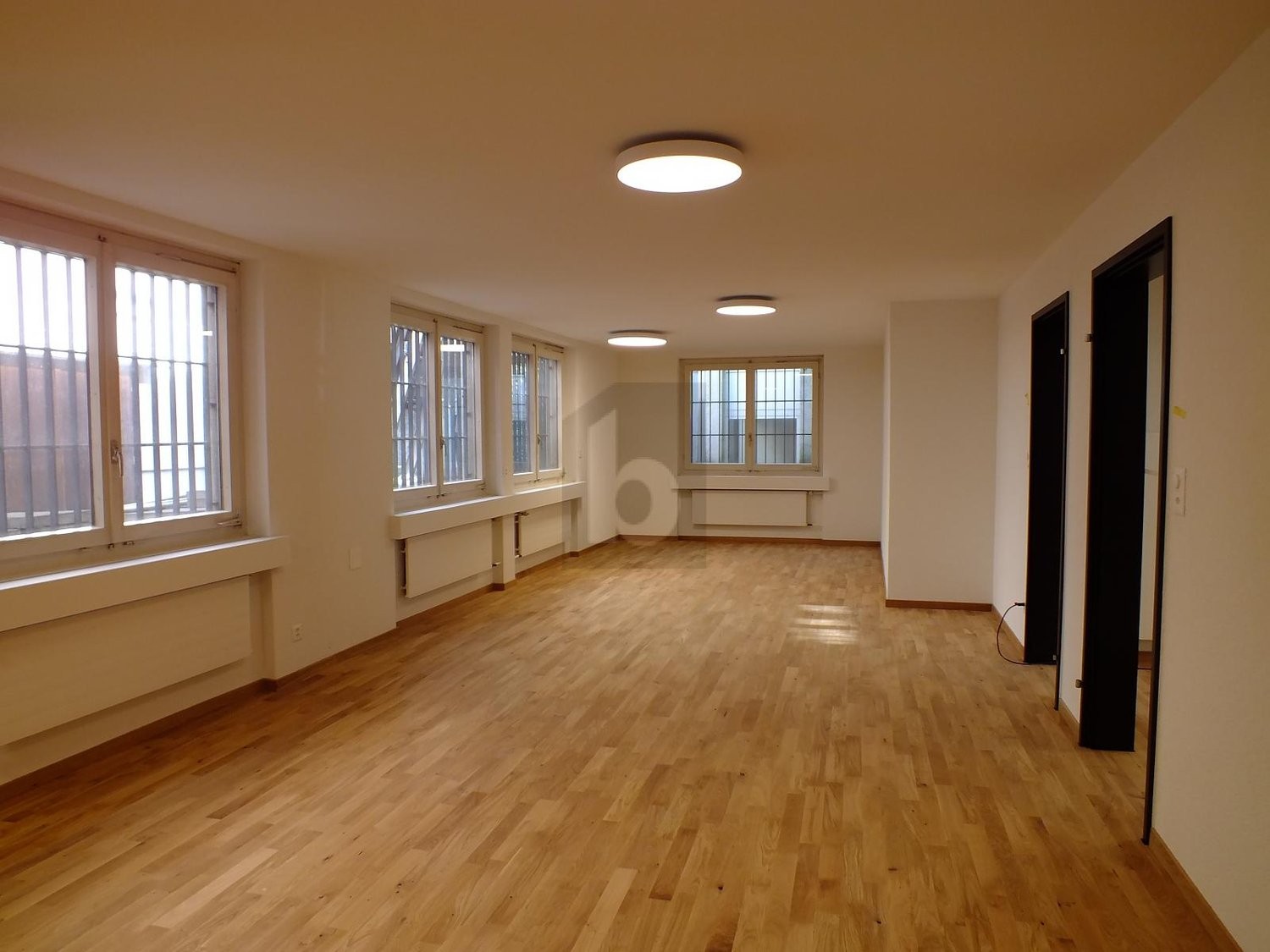 15 rooms multi family house, Foto 4 von 4
