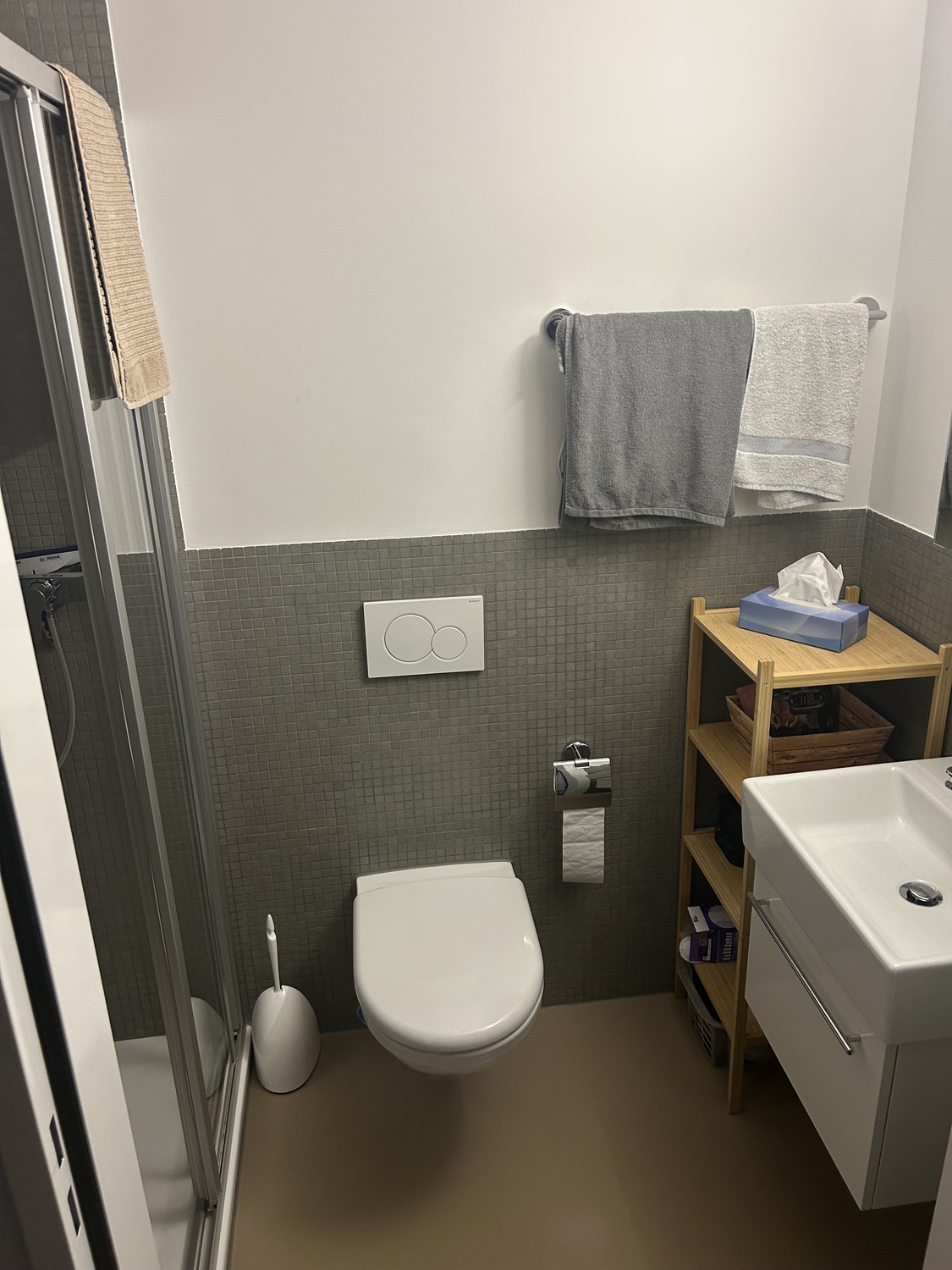 Room in a shared flat, Foto 3 von 6